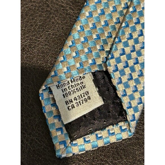 Geoffrey Beene Blue Turquoise Hand Made 100% Silk Men’s Neck Tie - Picture 6 of 6